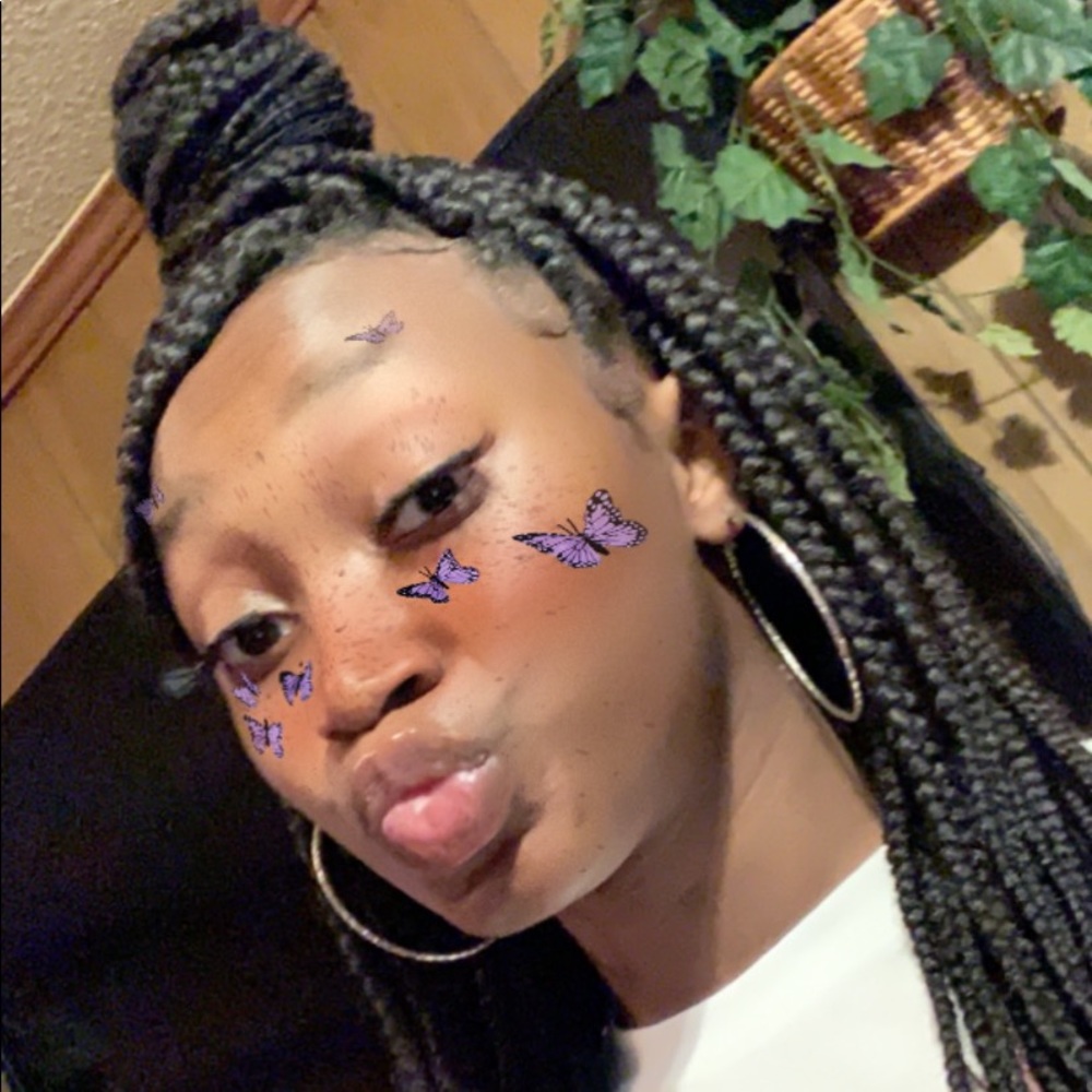 Meet your Posher, Zamiah